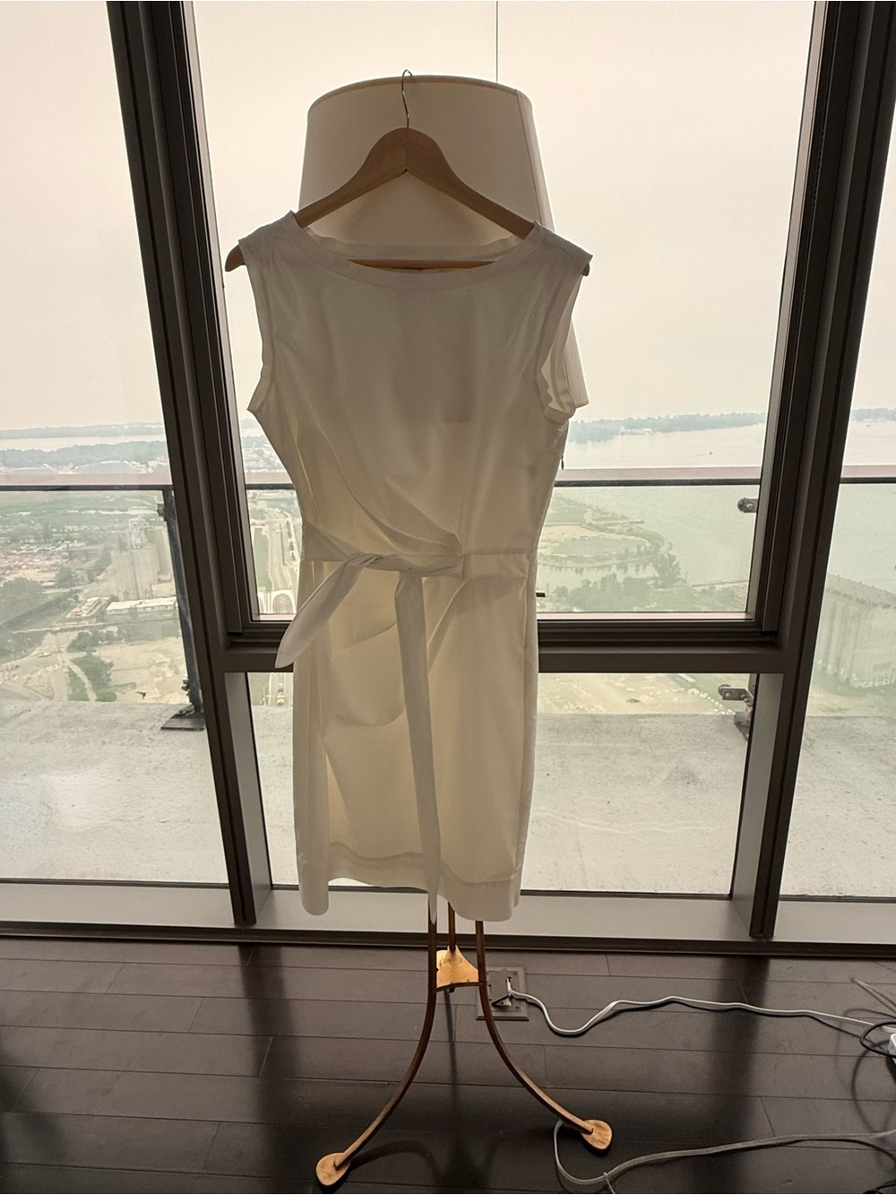 Diane Von Furstenberg White Sleeveless Tie-Waist Midi Dress
